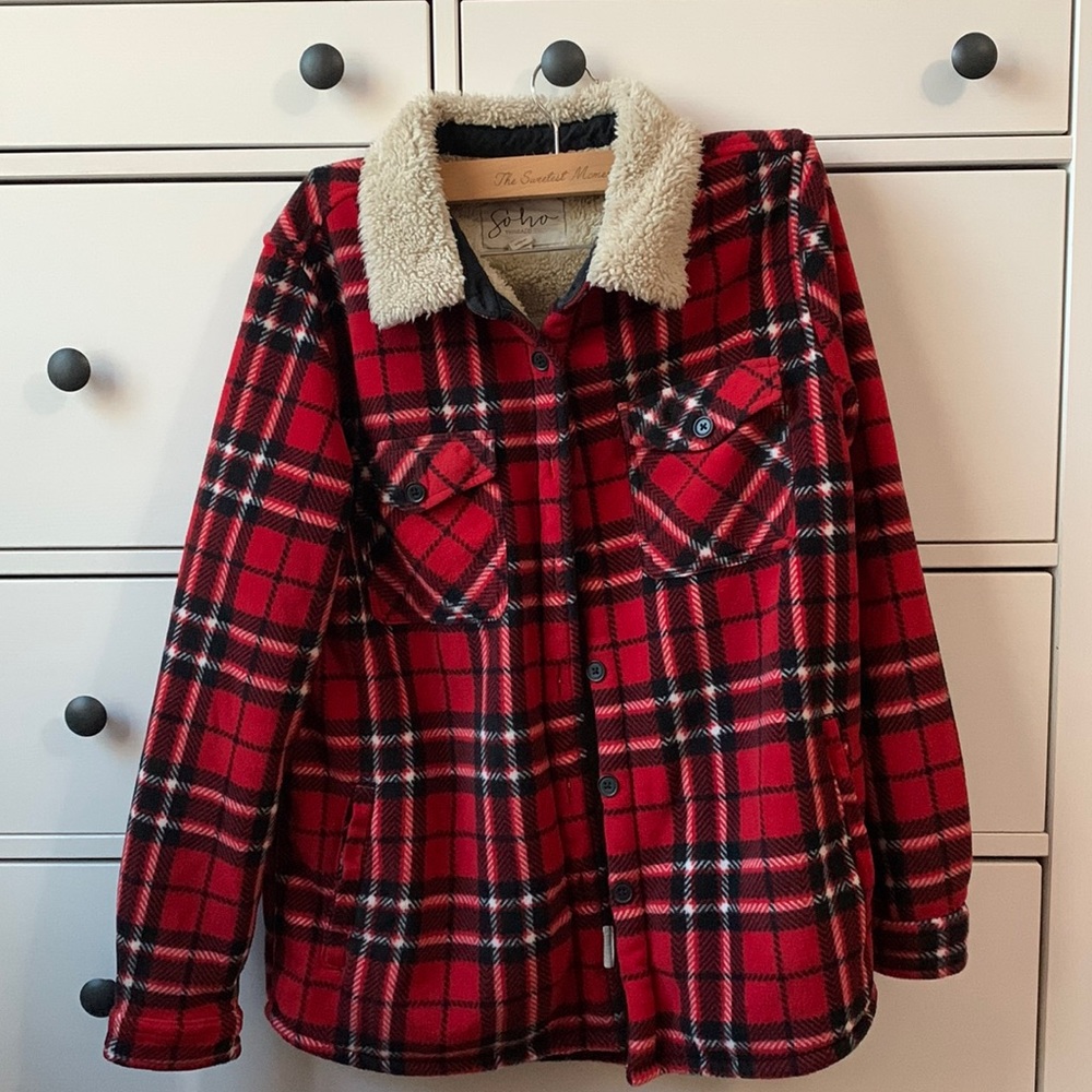 Soho Threads Medium Flannel Sweater